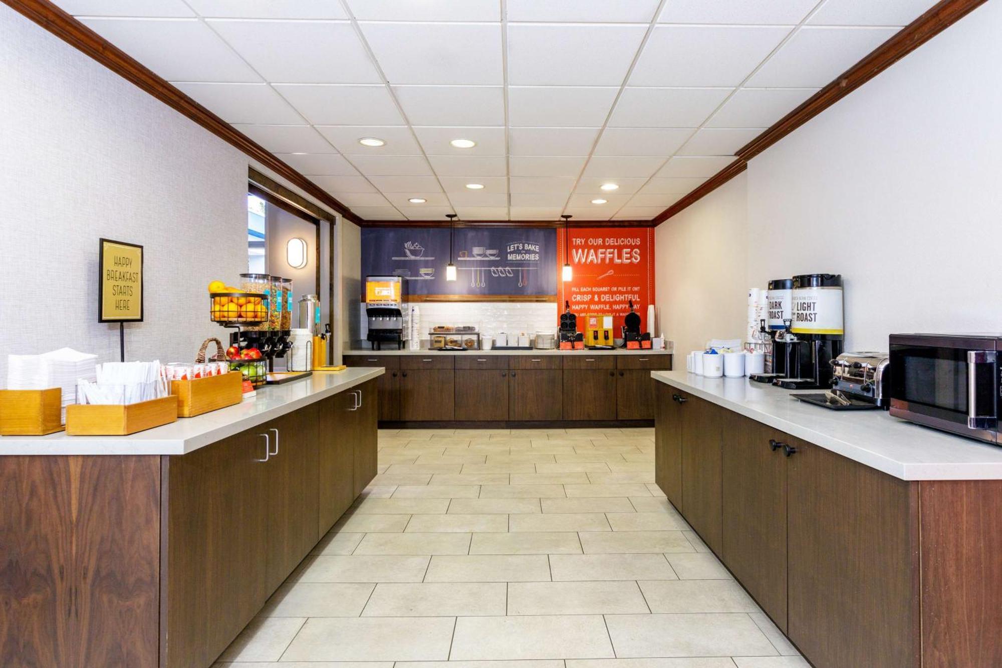 Hampton Inn & Suites Tallahassee I-10-Thomasville Road Экстерьер фото