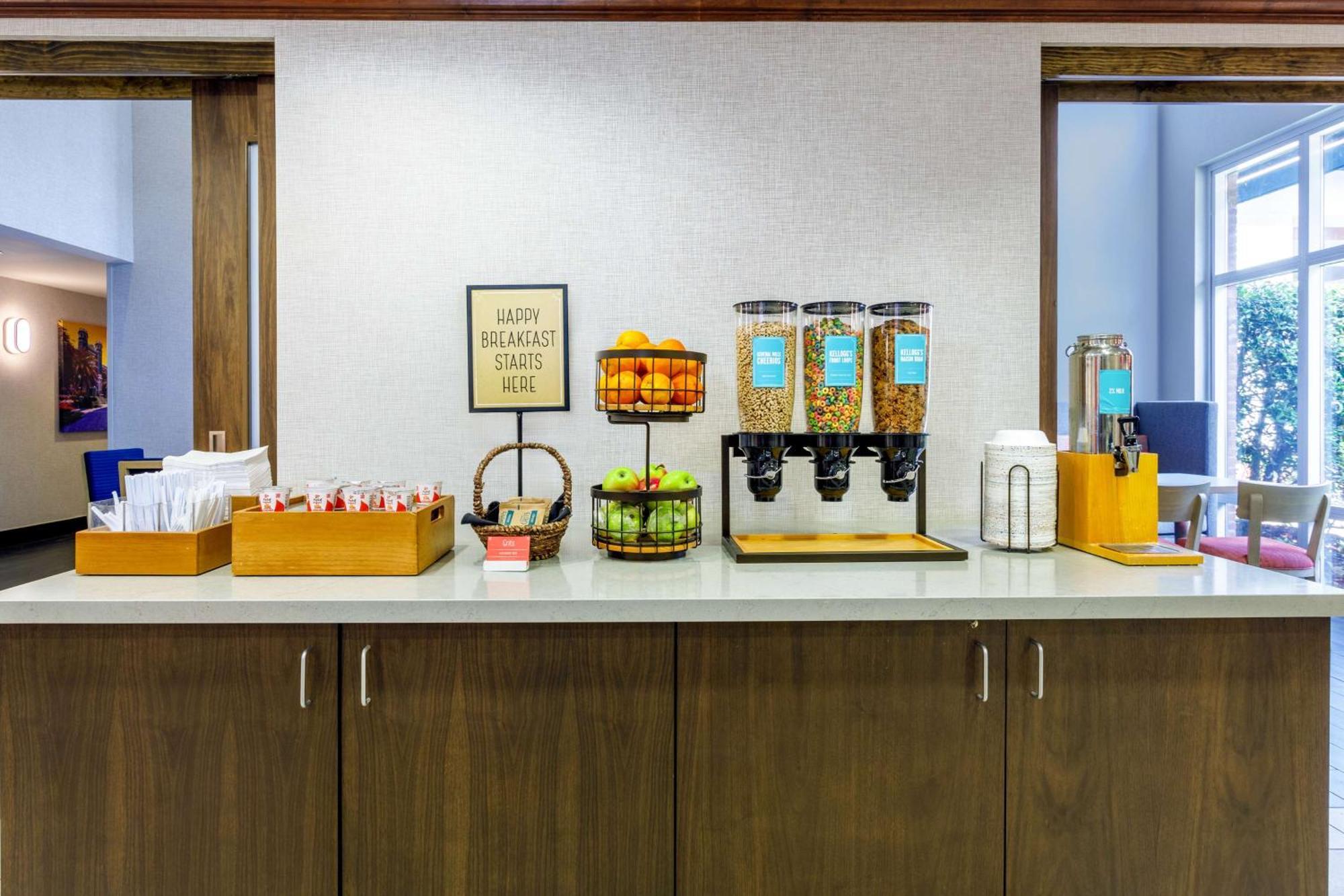 Hampton Inn & Suites Tallahassee I-10-Thomasville Road Экстерьер фото