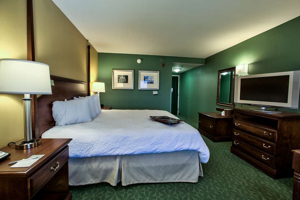 Hampton Inn & Suites Tallahassee I-10-Thomasville Road Номер фото