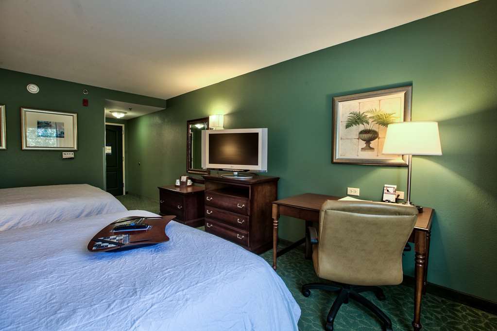 Hampton Inn & Suites Tallahassee I-10-Thomasville Road Номер фото